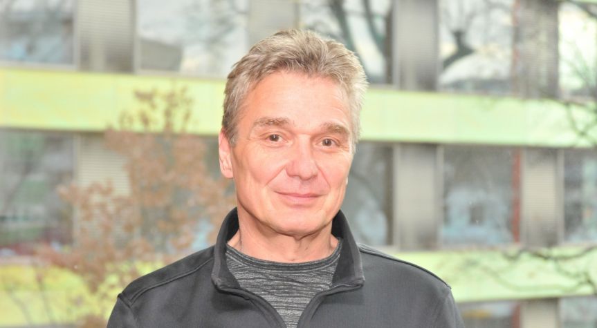 Prof. Jürg Hammer, MD