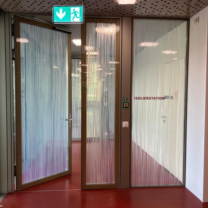 Oncology isolation room